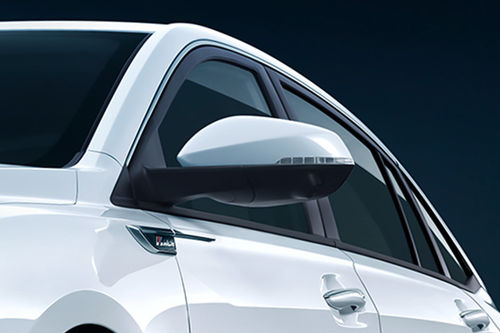 DONGFENG Shine Max Drivers Side Mirror Front Angle