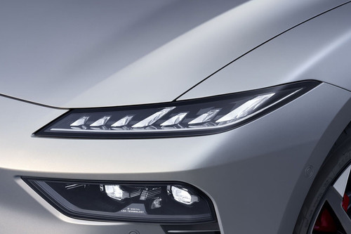 007 Headlight