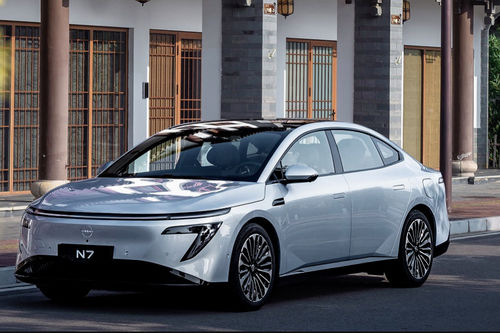 DONGFENG Nissan N7