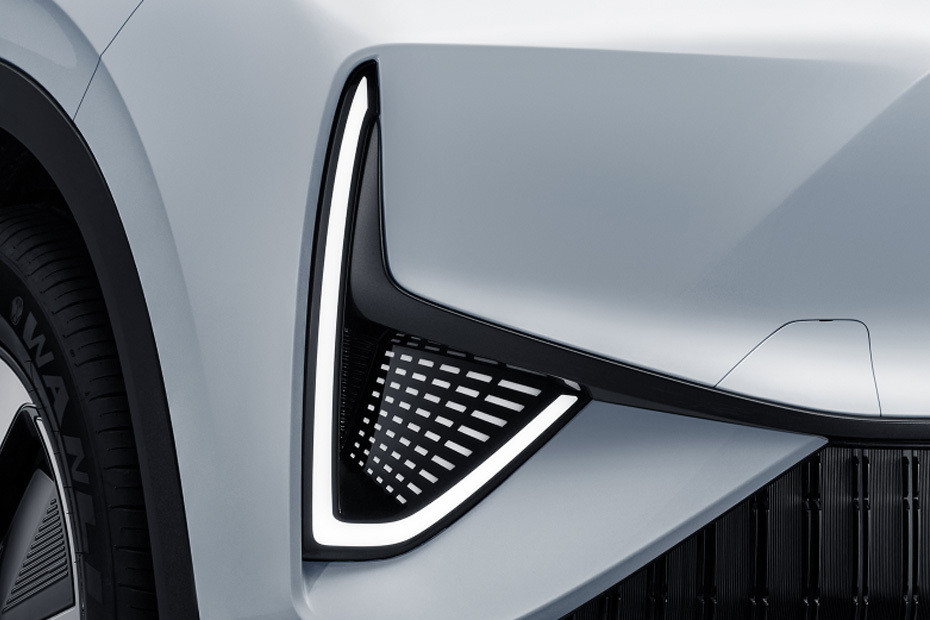 Mage Phev Front Fog Lamp