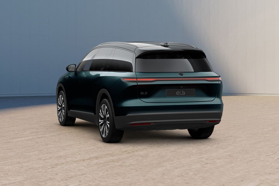 Rear Medium View of NIO EL8