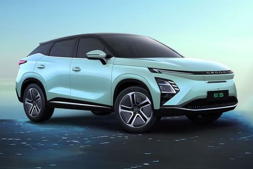 OMODA E5