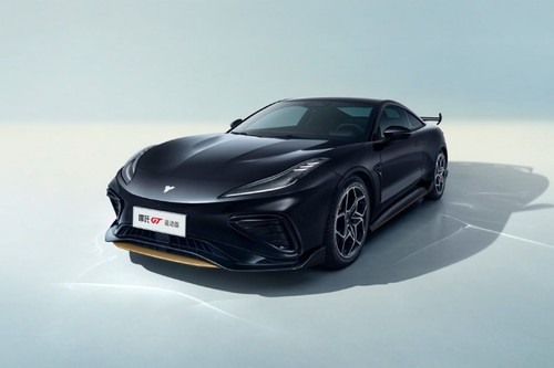 GT Front angle low view