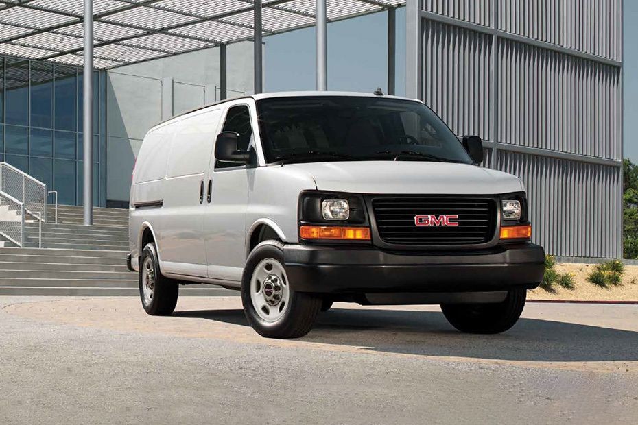 Savana Medium Angle Front View