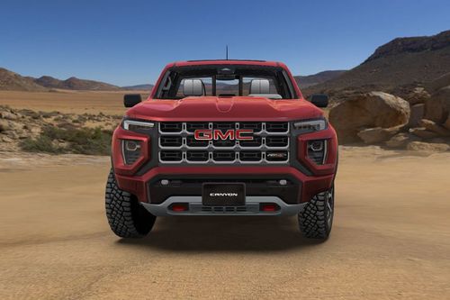 Full Front View of Canyon