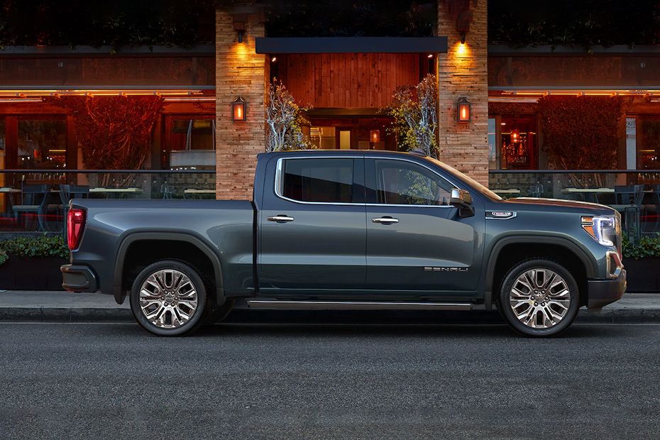 GMC Sierra 1500 Drivers Sideview