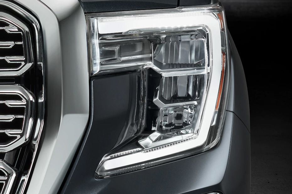 Sierra 1500 Headlight