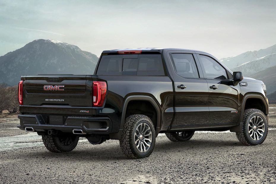 Sierra 1500 Rear angle view