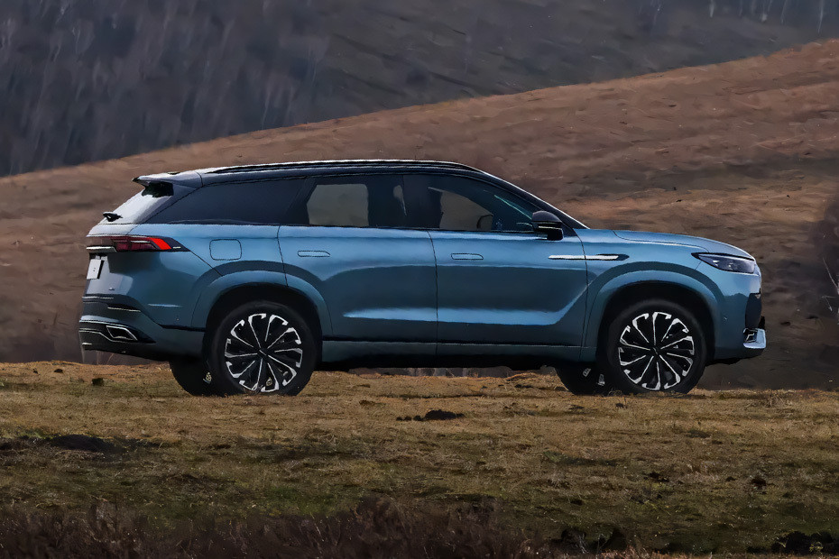 J8 Medium Angle Front View