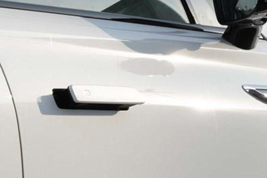 J8 SHS Door handle
