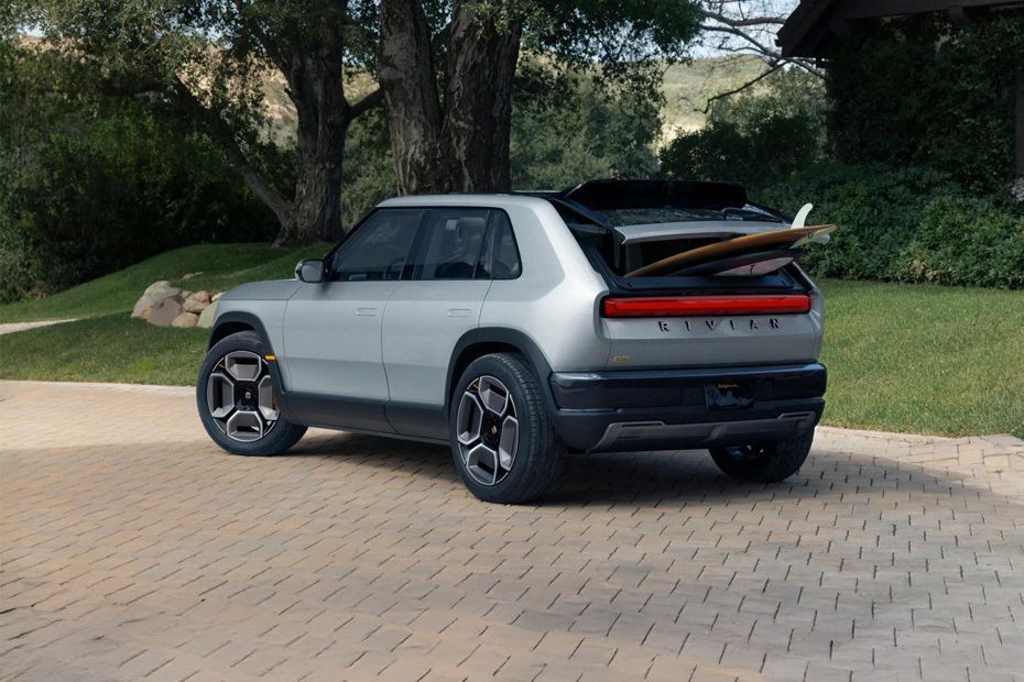 Rear Cross Side View of Rivian R3