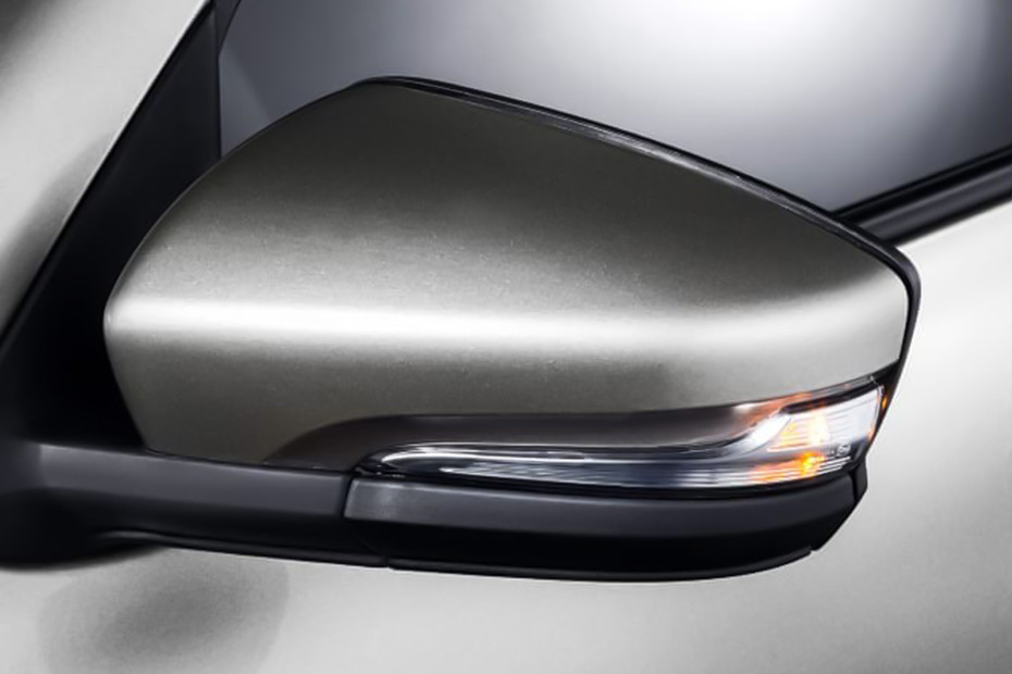 Lada Granta Sedan Drivers Side Mirror Front Angle