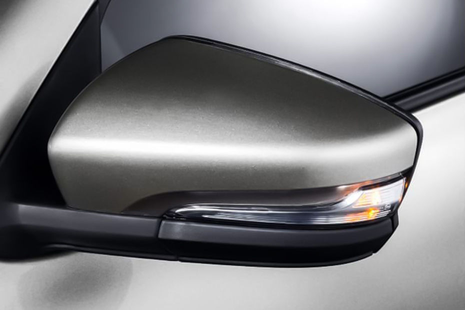 Lada Granta Sedan Drivers Side Mirror Front Angle