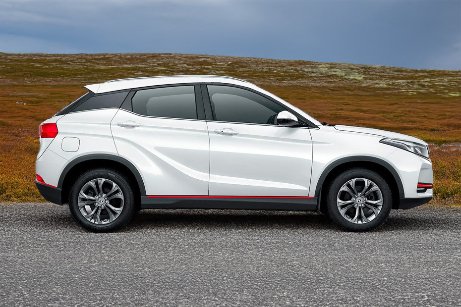 Fengon 500 Medium Angle Front View