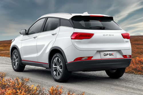 Rear Medium View of DFSK Fengon 500