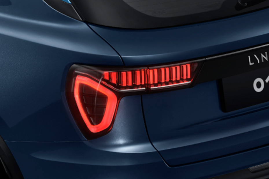 01 Tail light