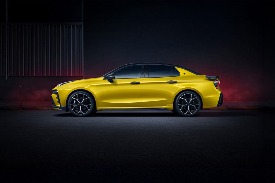 03 Plus Side view