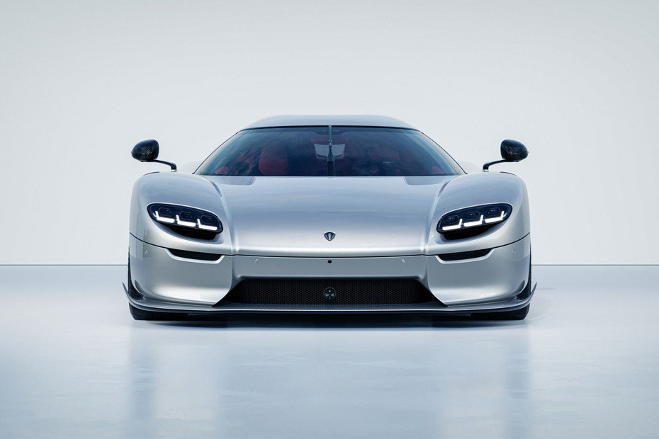 Full Front View of CC850