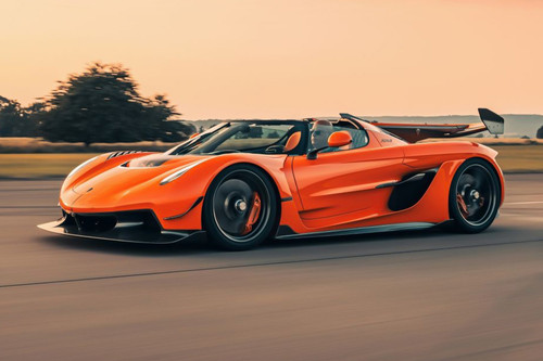 Jesko Front angle low view