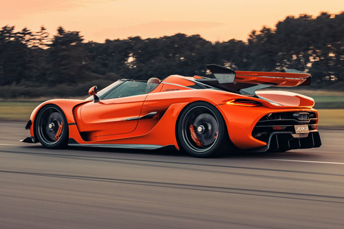 Rear Cross Side View of KOENIGSEGG Jesko