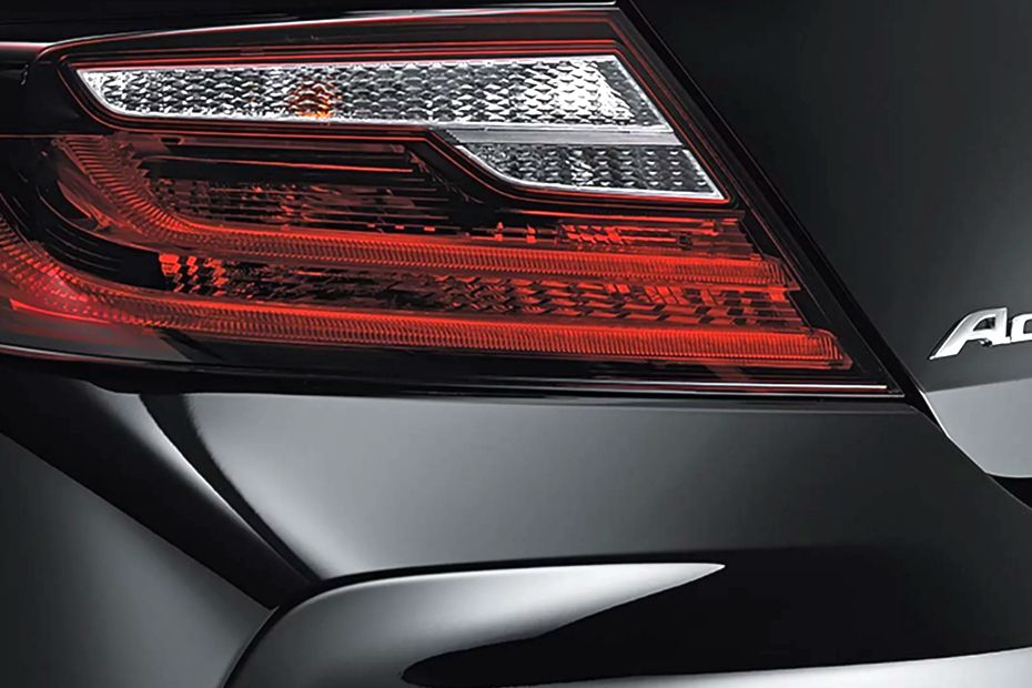 Accord Coupe Tail light