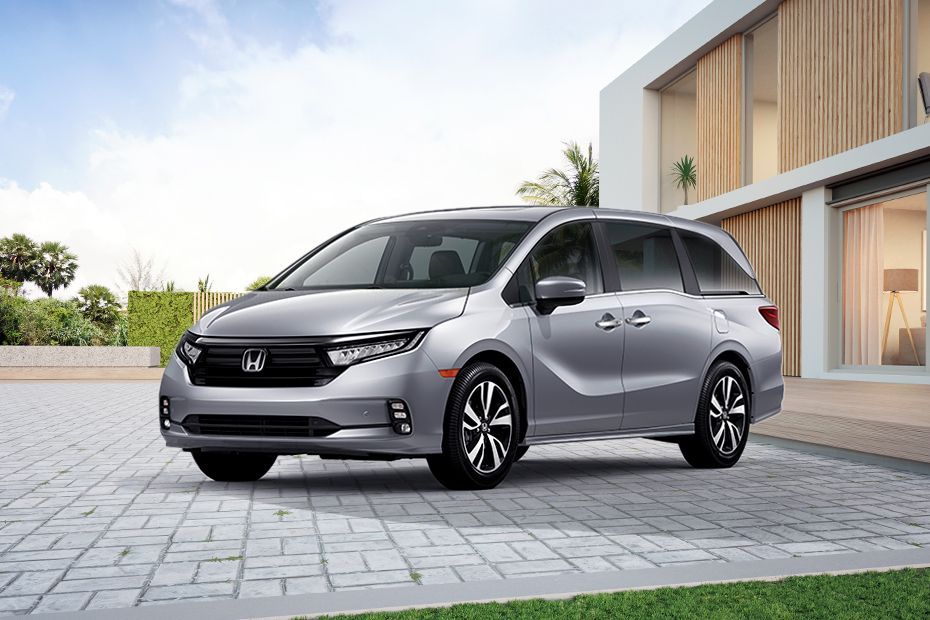 Odyssey (2016-2024) Front angle low view