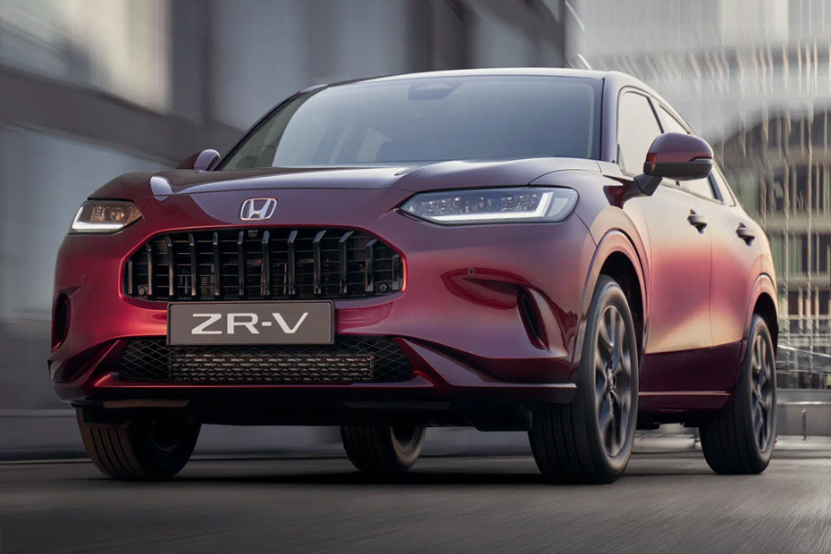 ZR-V Front deep low Angle View