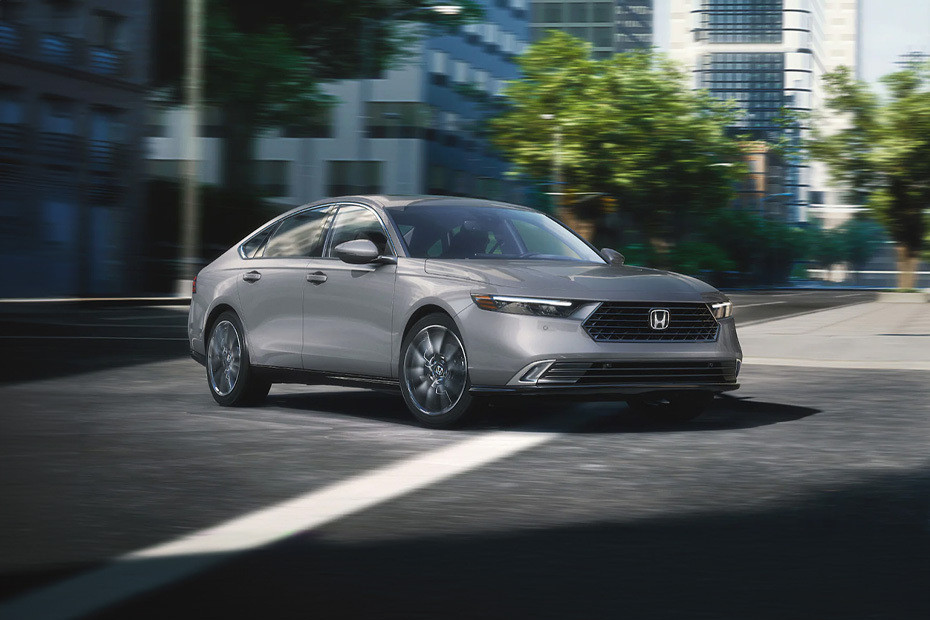 Honda ACCORD E HEV Front Medium View