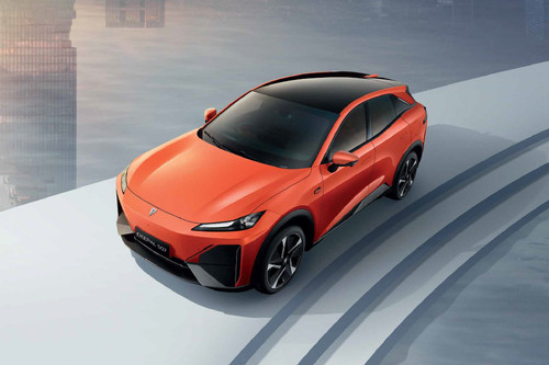 S07 Front angle low view