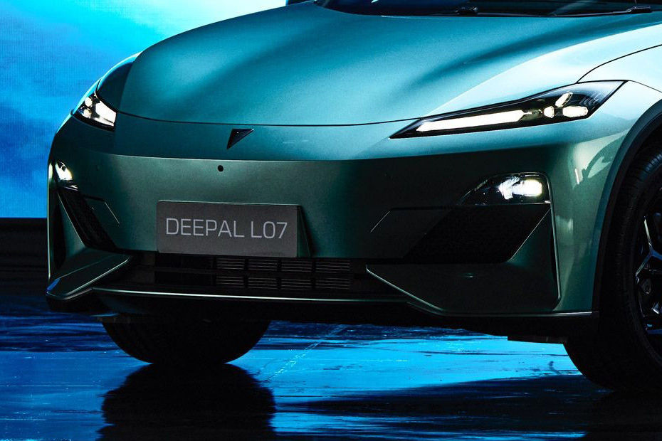 L07 Grille View