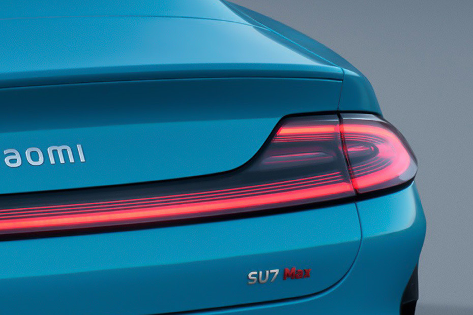 SU7 Tail light