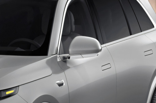 Li Auto L7 Drivers Side Mirror Front Angle