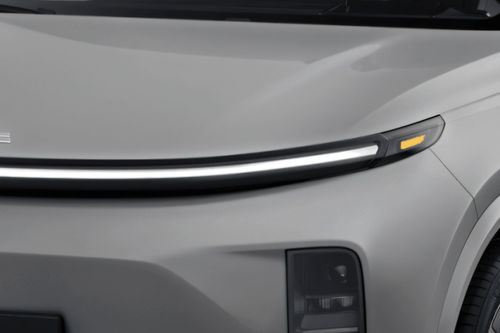 L9 Headlight