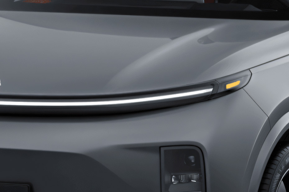 L8 Headlight
