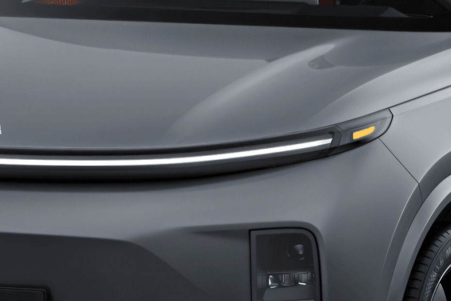 L8 Headlight
