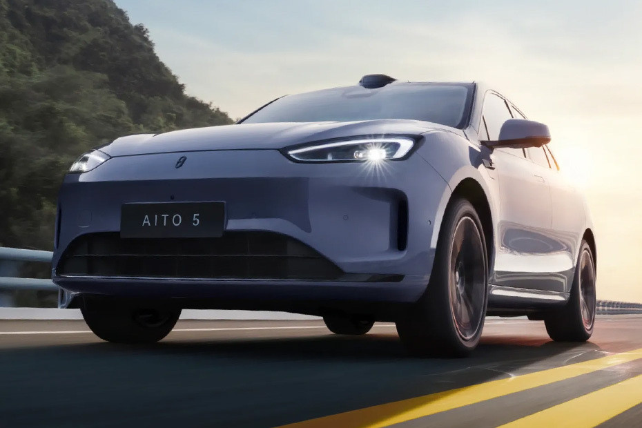 5 Front deep low Angle View