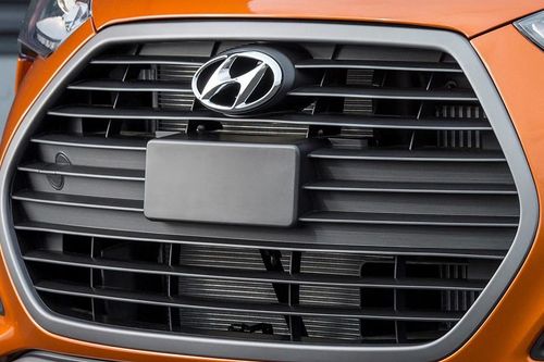 Veloster Turbo  Grille View