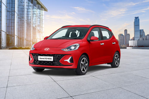 Grand i10 Front angle low view