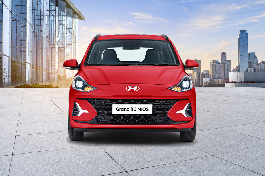 Full Front View of Grand i10