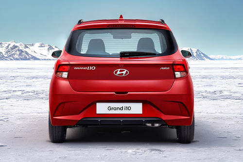 Full Rear View of Hyundai Grand i10