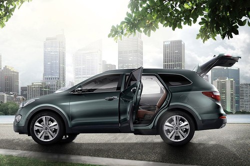 Grand Santa Fe Side view