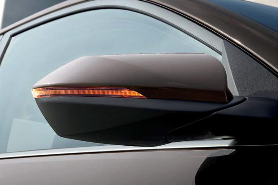 Hyundai Accent Drivers Side Mirror Front Angle