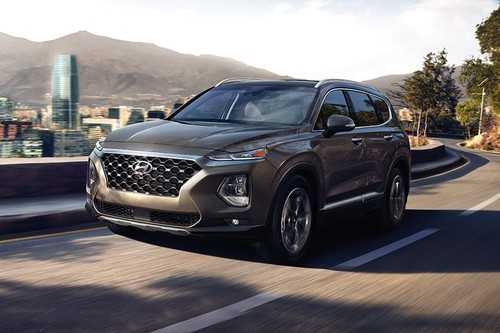 Santa Fe (2022-2023) Front angle low view