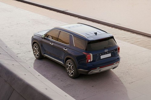 Rear Medium View of Hyundai Palisade (2022-2024)