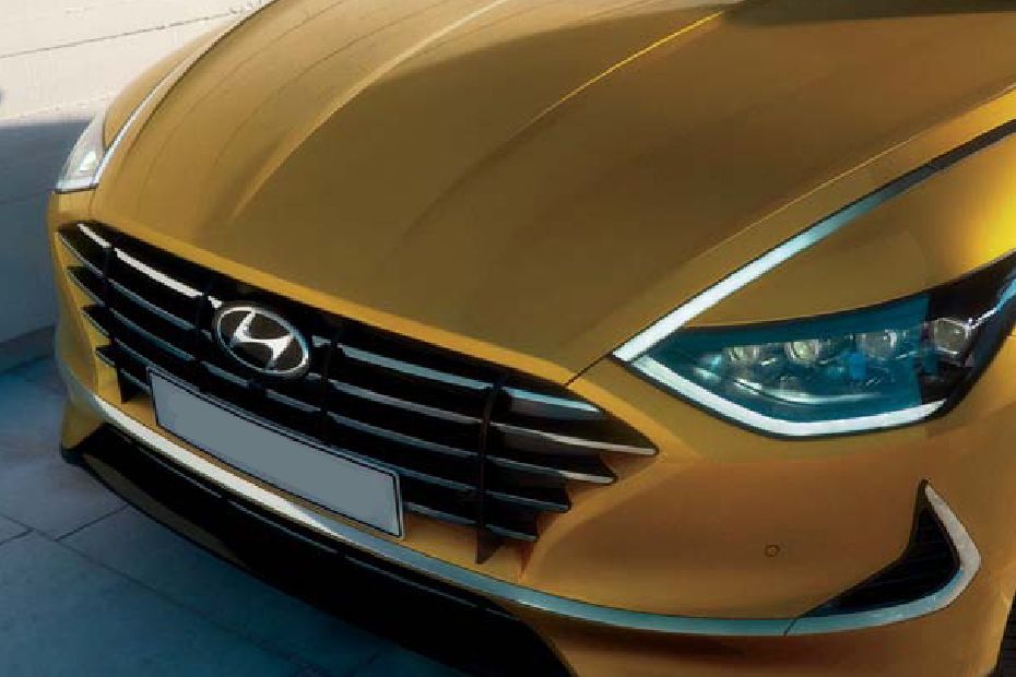 Sonata (2021-2023) Grille View