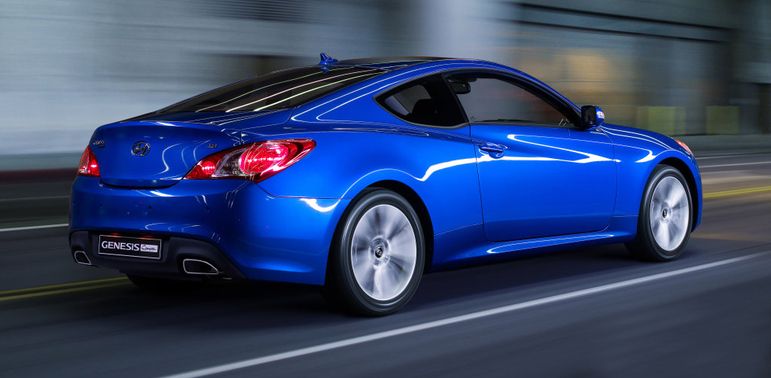 Genesis Coupe Rear angle view