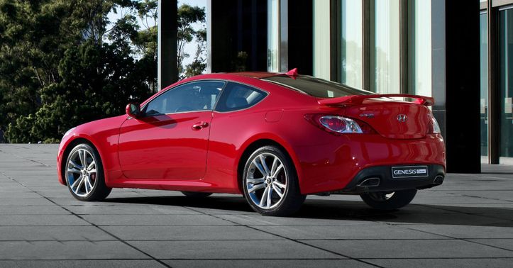 Genesis Coupe Side view