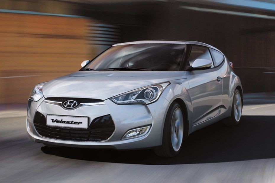 Veloster Front angle low view