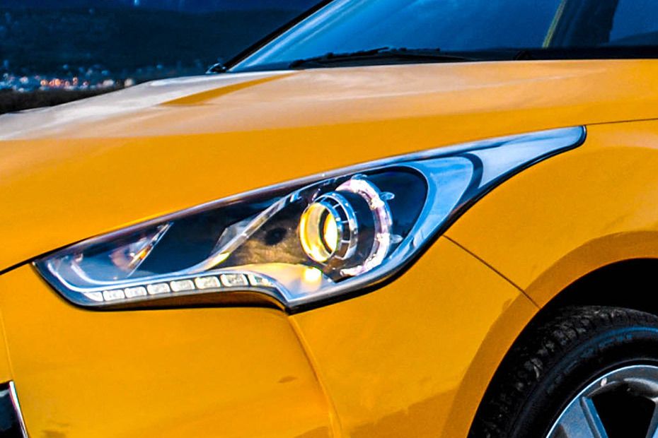 Veloster Headlight