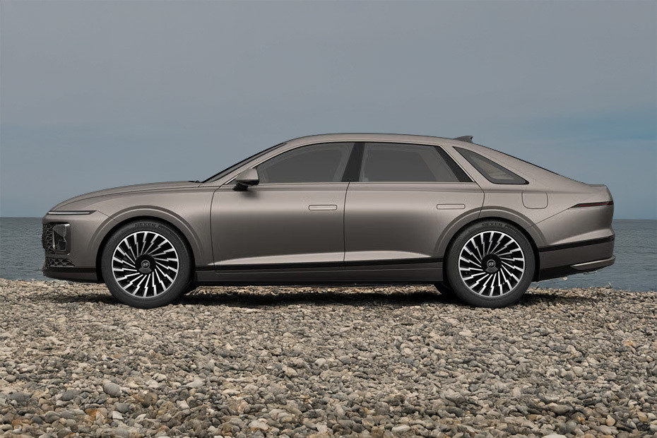 Azera Side view